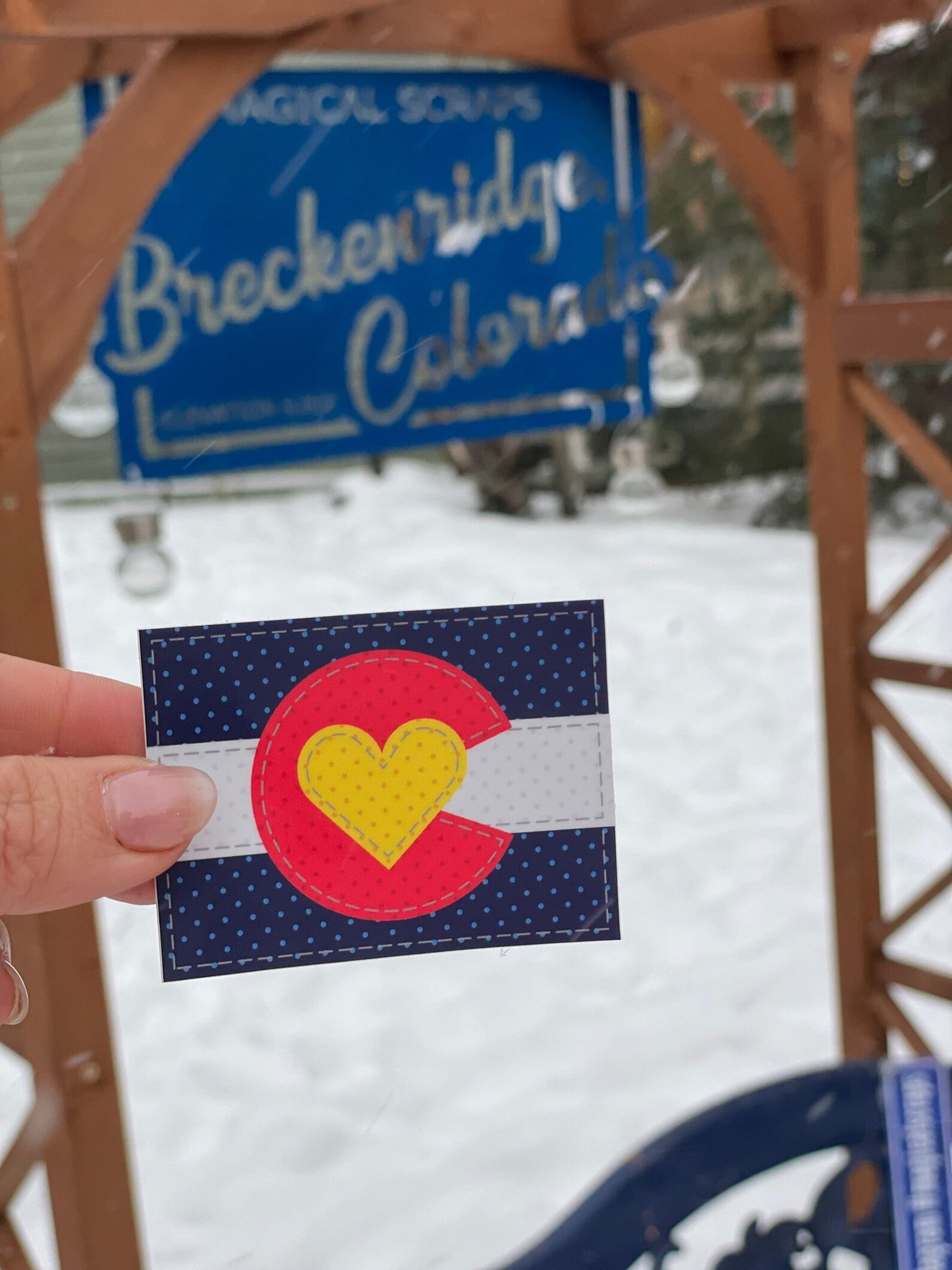 colorado flag heart vinyl sticker